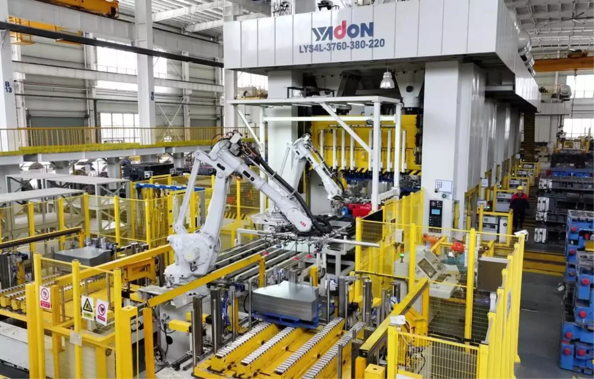 Çin'in Yeni Enerjili Araçları Üretim ve Satışta Büyüyor