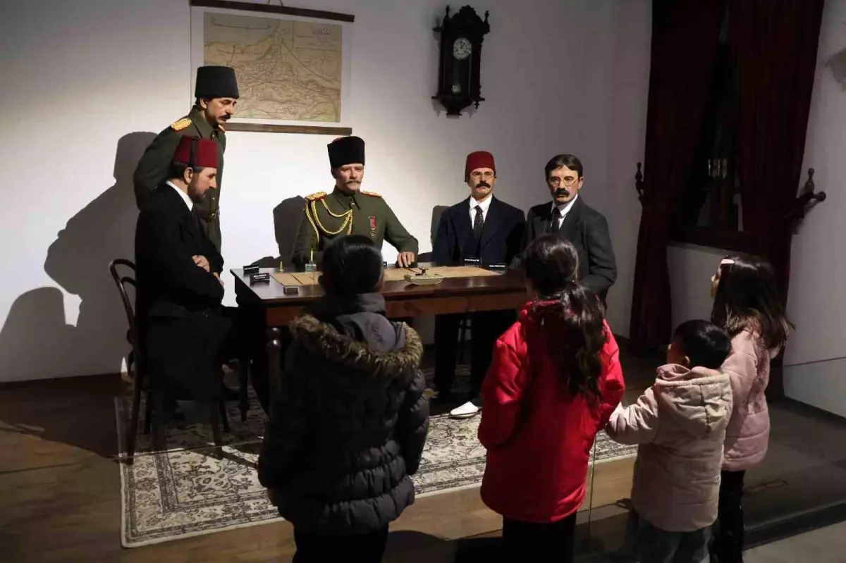 Erzurum'da 2025 Aile Yılı Etkinliği: Aileler Tarihle Buluştu