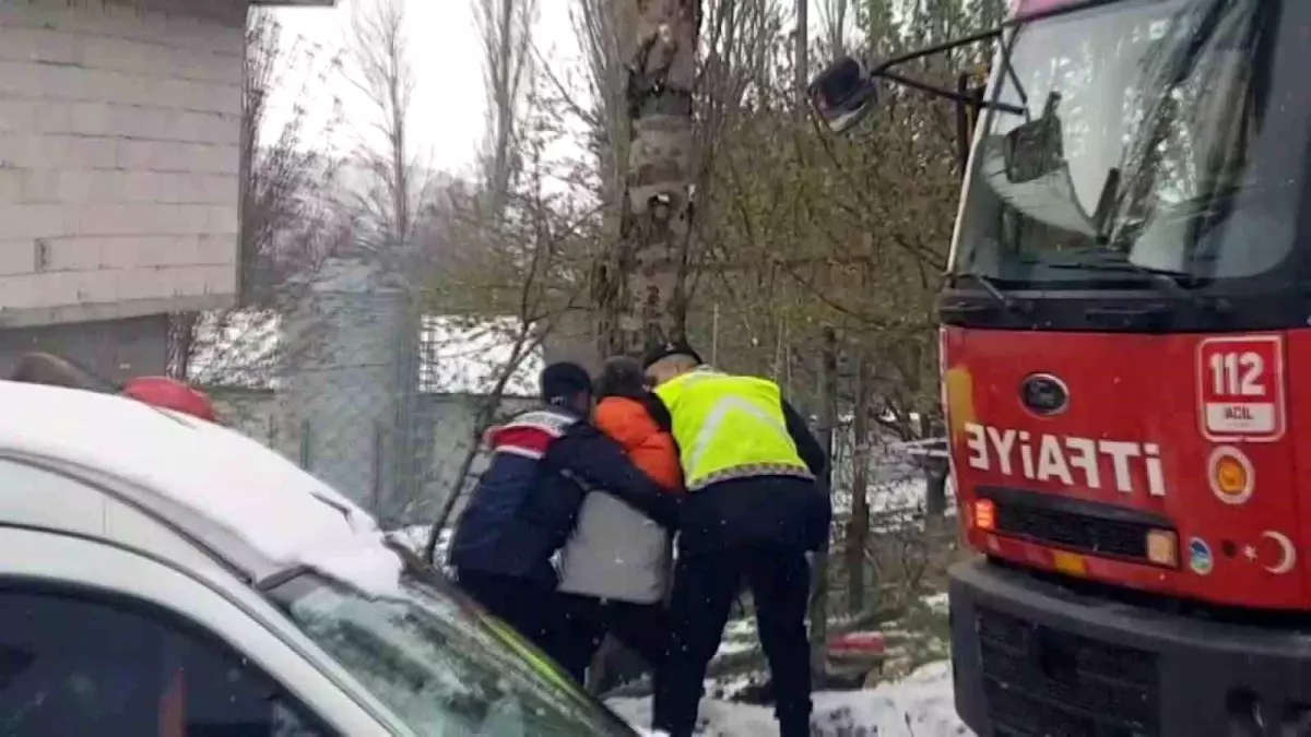 Taraklı'da Yangın Faciası: İki Kardeş Hayatını Kaybetti
