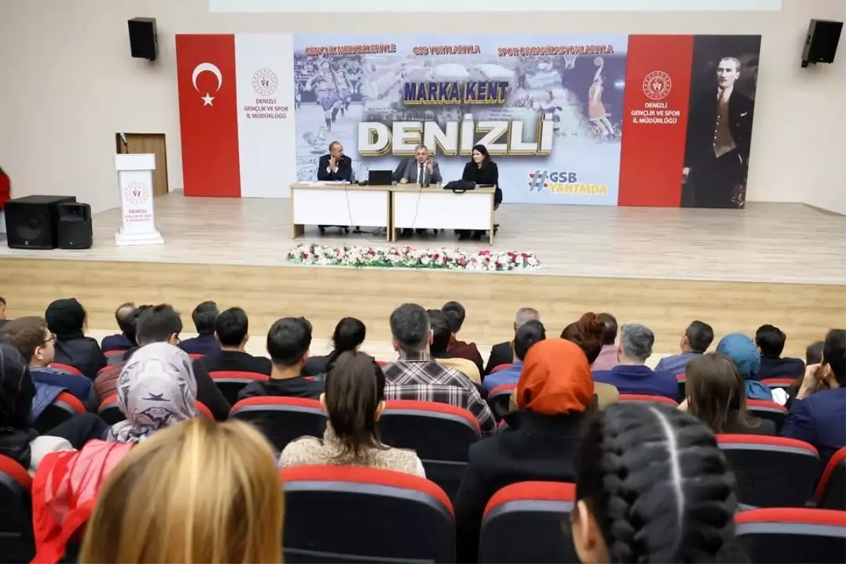Denizli'de Bağımlılıkla Mücadele Toplantısı Yapıldı