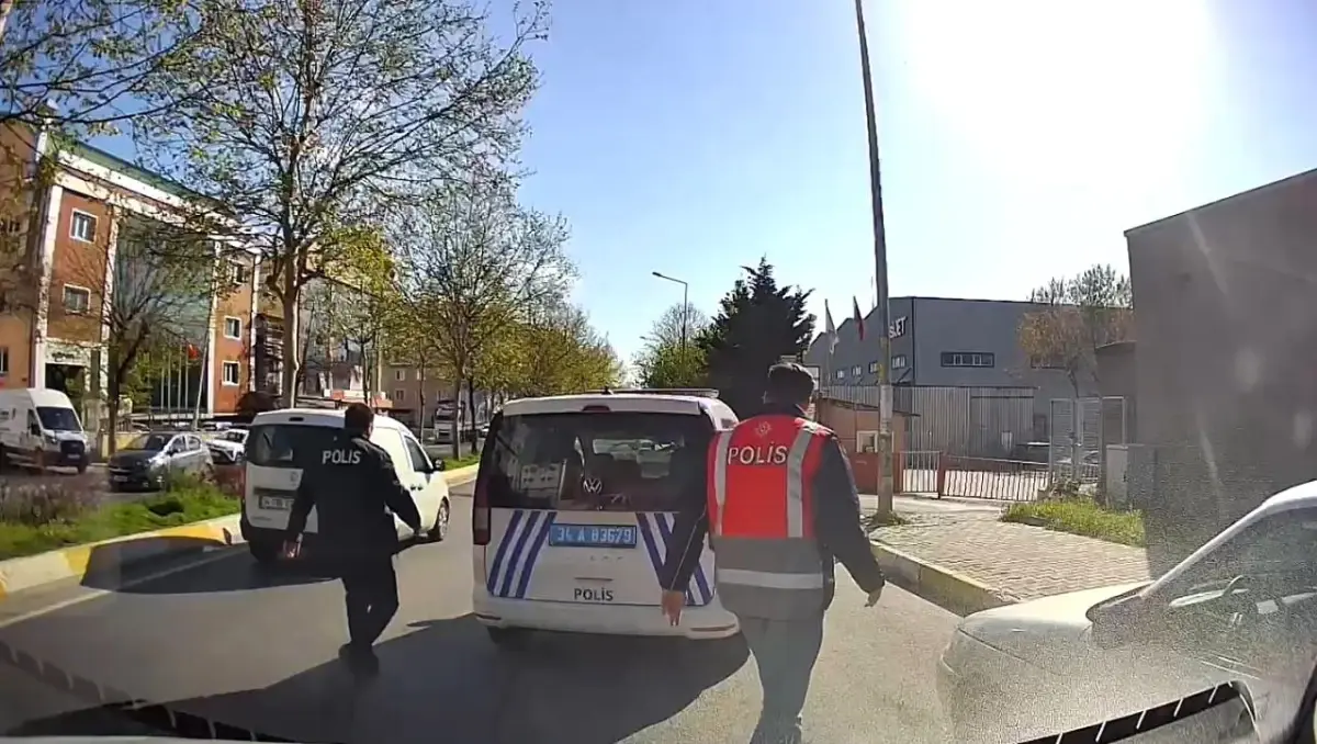 Esenyurt'ta Trafik Tartışması: Polis Memuru Görevden Uzaklaştırıldı