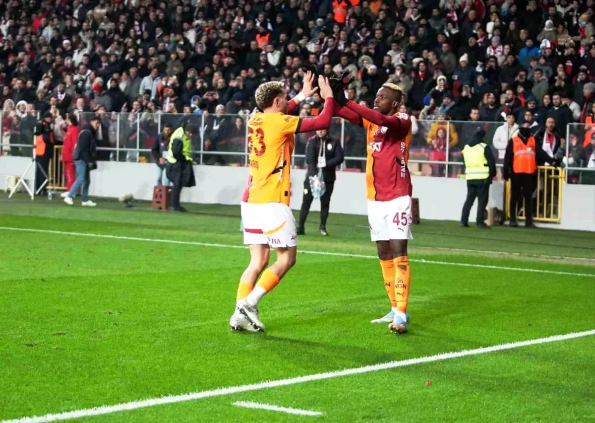 Galatasaray, Samsunspor'u Mağlup Ederek Galibiyet Serisini 8 Maça Çıkardı