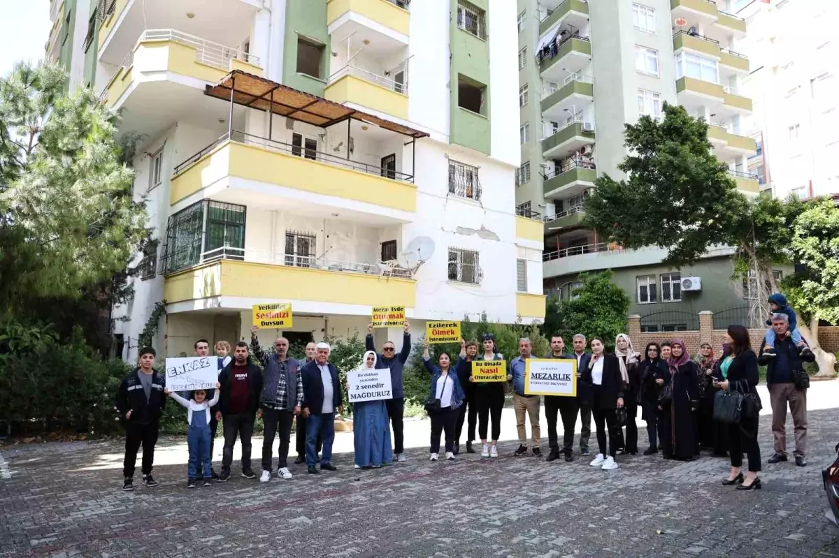 Adana'da Apartman Sakinlerinden Yıkım Talebi ve Eylem