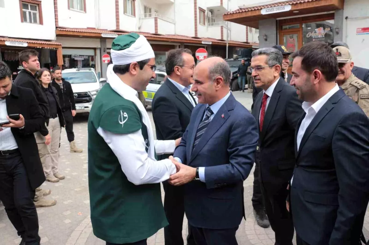İçişleri Bakan Yardımcısı Aktaş, Cizre'de Kırmızı Medrese'yi Ziyaret Etti