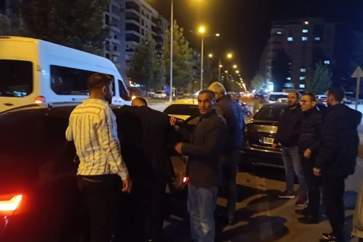 Mardin'deki trafik kazasında AK Parti Midyat İlçe Başkanı yaralandı