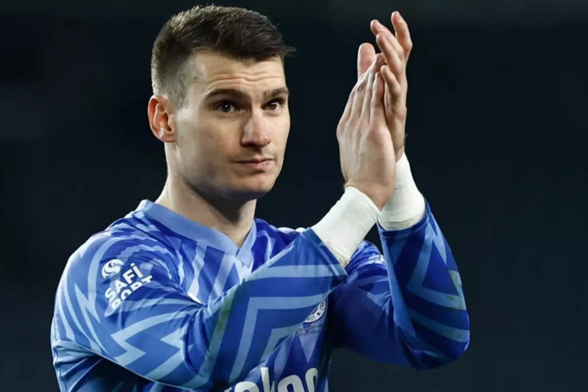 Sebebi çok konuşulur! Livakovic, Fenerbahçe'den ayrılıyor