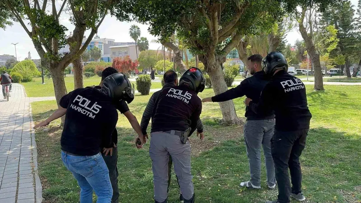 Adana'da Uyuşturucu Operasyonu: 55 Kişi Yakalandı
