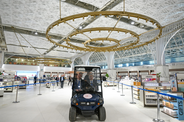 Antalya Havalimanı yeni terminal binaları hizmete açılıyor: Yolcu kapasitesi yüksek 2. havalimanı Antalya Havalimanı yeni terminal binaları hizmete açılıyor: Yolcu kapasitesi yüksek 2. havalimanı