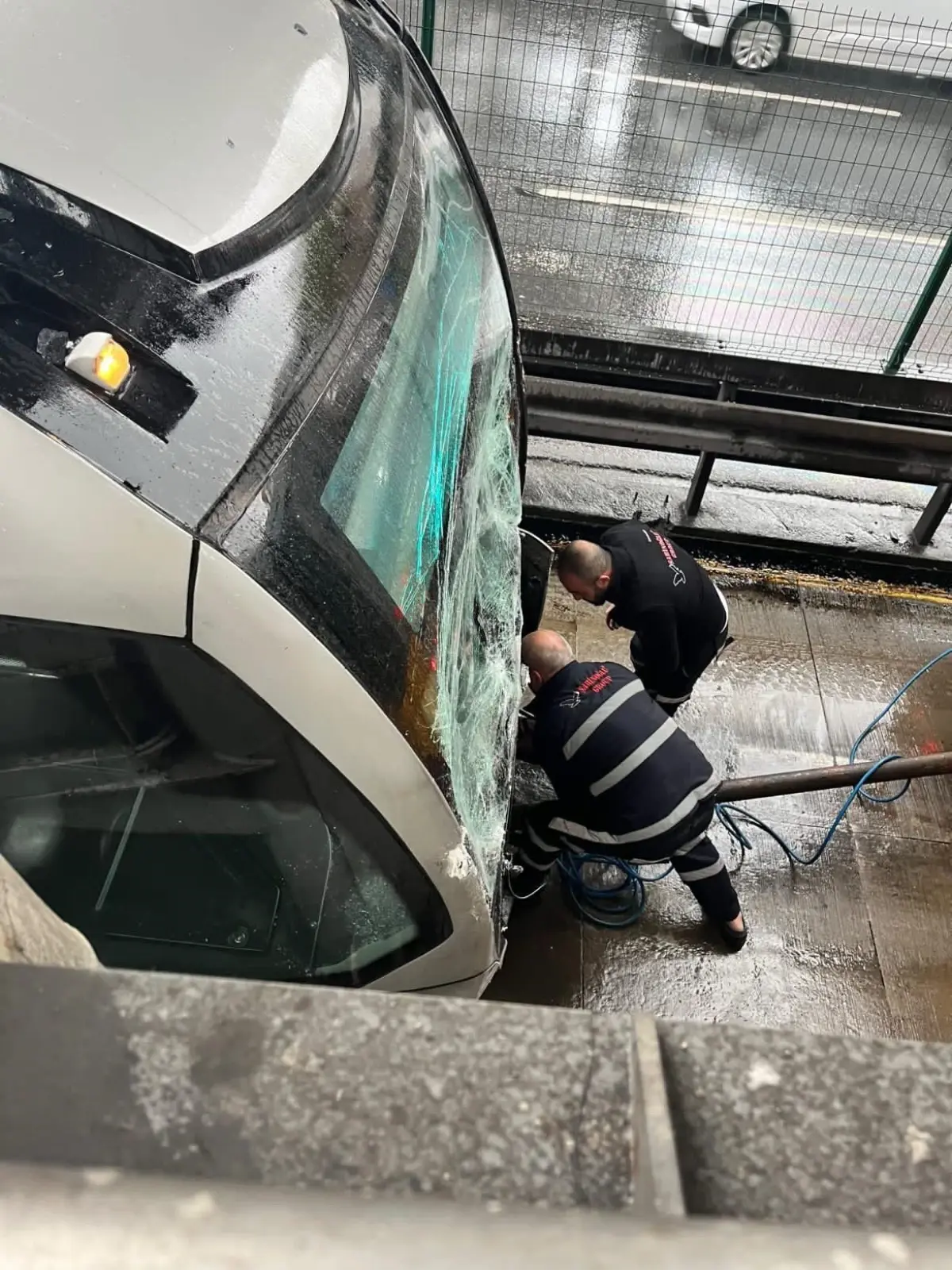 Avcılar'da Metrobüs Kazası: 10 Yaralı