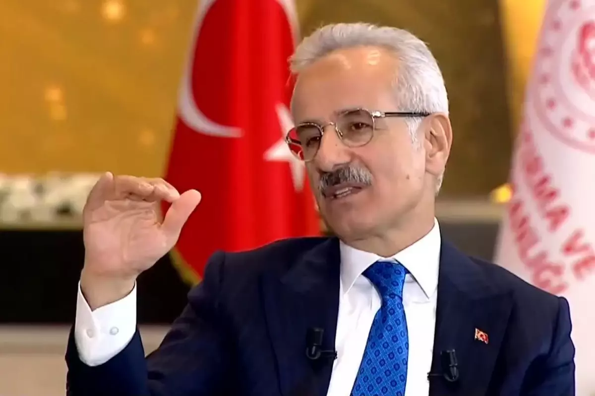 Bakan Uraloğlu, Türkiye'ye yapılan teklifi canlı yayında duyurdu: Cumhurbaşkanı Erdoğan'a ilettiler