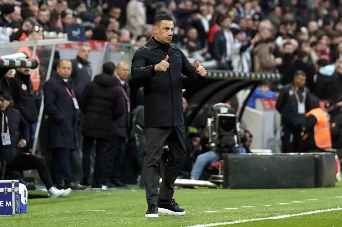 Başakşehir, Beşiktaş'ı Deplasmanda Mağlup Ederek Çağdaş Atan'ın 4 Büyüklere Karşı Galibiyet Hasretine Son Verdi