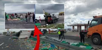 İnsanlığın öldüğünün tablosu! Sürücü öldü, insanlar meyveleri araçlarına doldurdu