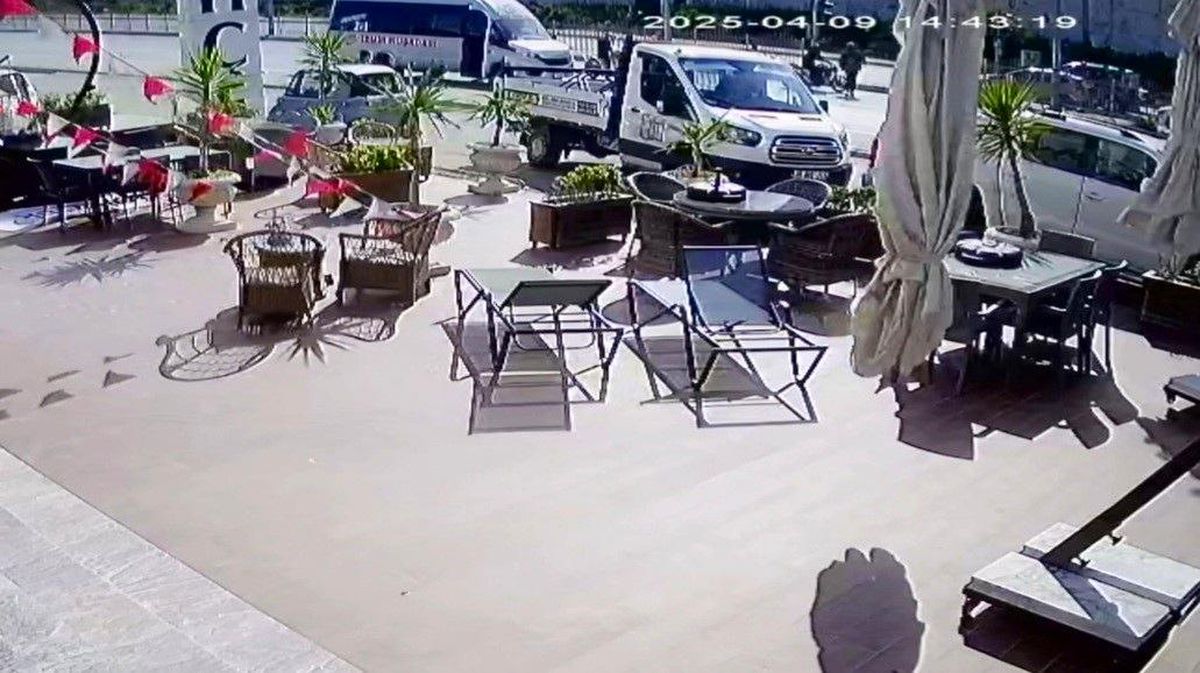 Kırmızı Işık İhlali Sonucu Yaya Ağır Yaralandı