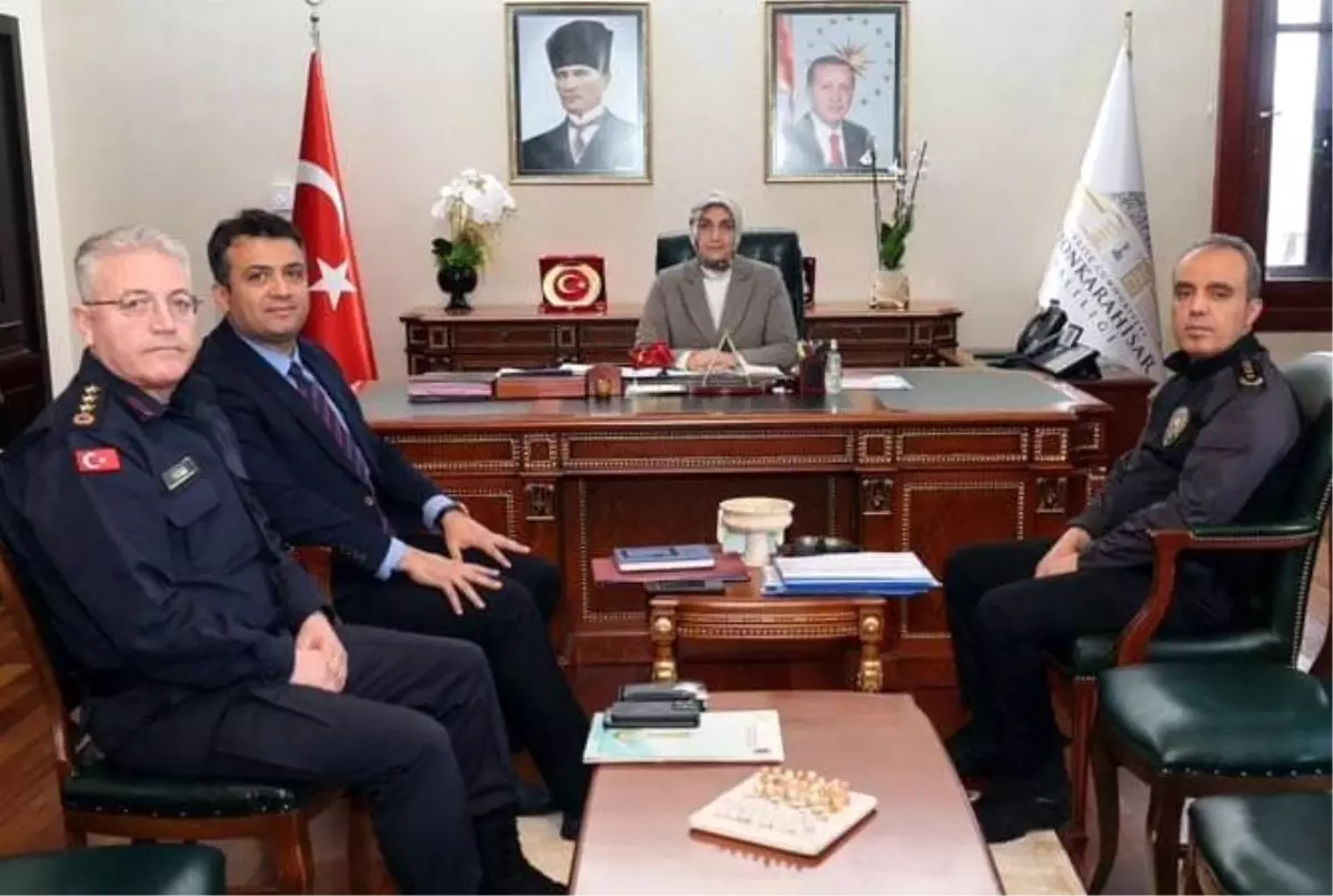 Ramazan Bayramı Tatilinde Afyonkarahisar'dan 5 Milyondan Fazla Araç Geçişi
