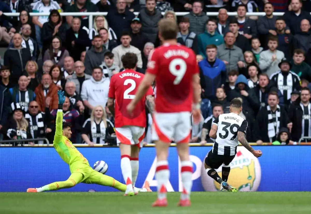 Newcastle United, Manchester United'ı 4-1 ile Geçti