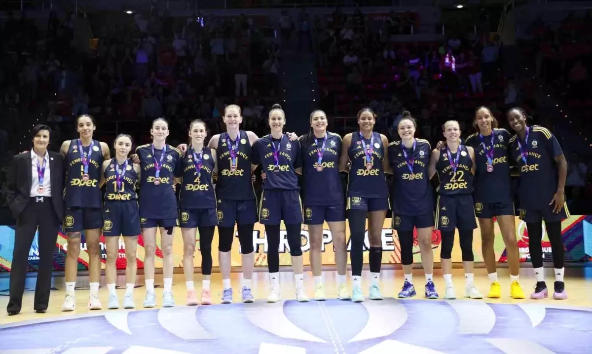 Fenerbahçe Kadın Basketbol Takımı Avrupa Üçüncüsü Oldu