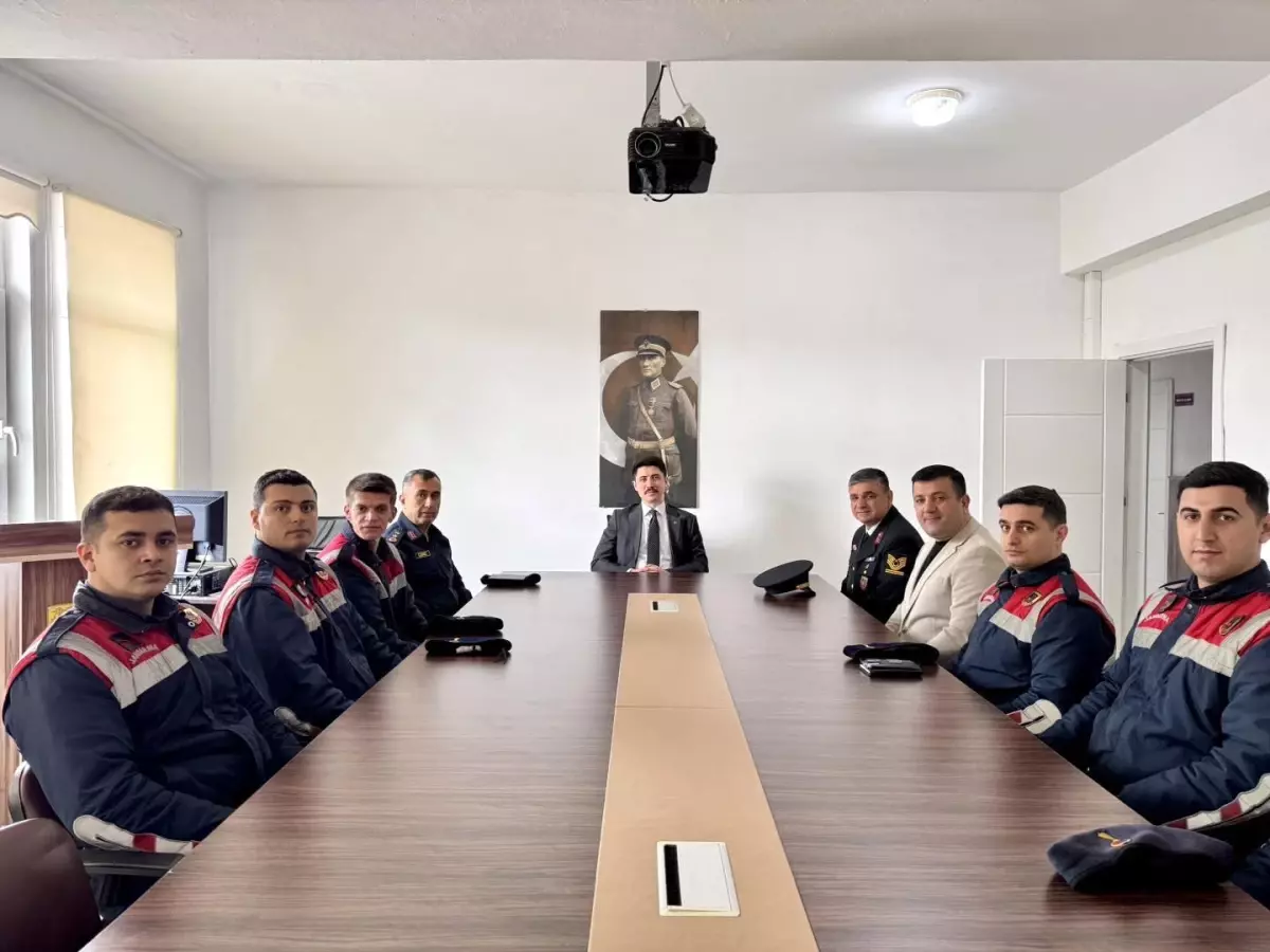 Kaymakam Kahraman, Güvenlik Birimlerini Ziyaret Etti
