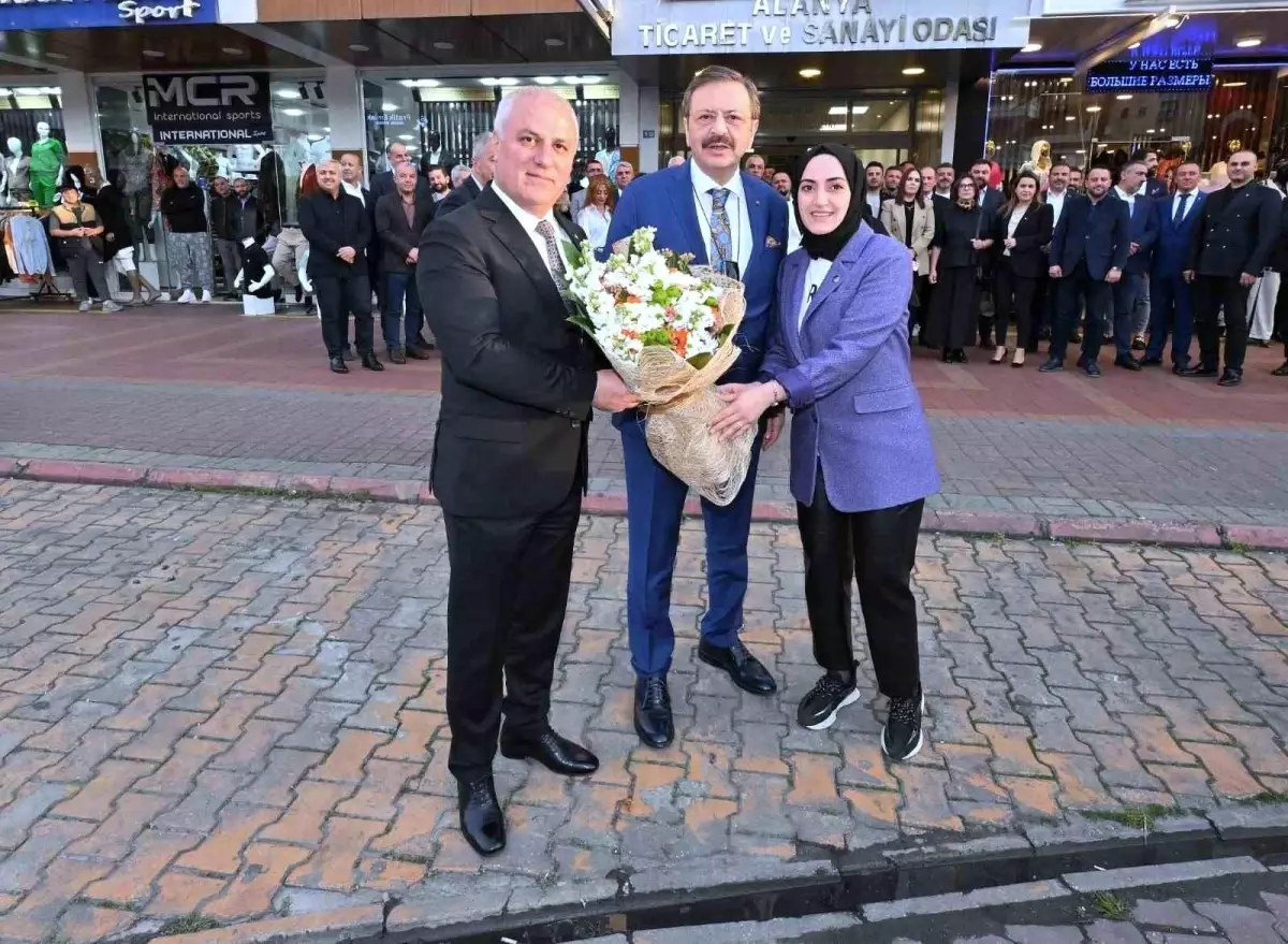 TOBB Başkanı Hisarcıklıoğlu, ALTSO'yu Ziyaret Etti