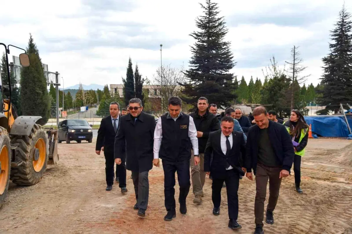Bilecik' te Yeni Yurt İnşaatları İncelendi