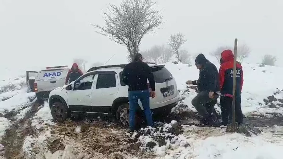 Muş'ta Mahsur Kalan 4 Kişi AFAD Ekipleri Tarafından Kurtarıldı