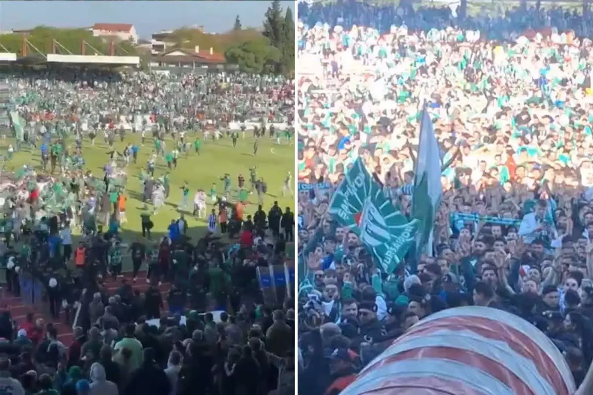 Son düdükten sonra olanlar oldu! Şampiyon Bursaspor'un taraftarları sahaya daldı