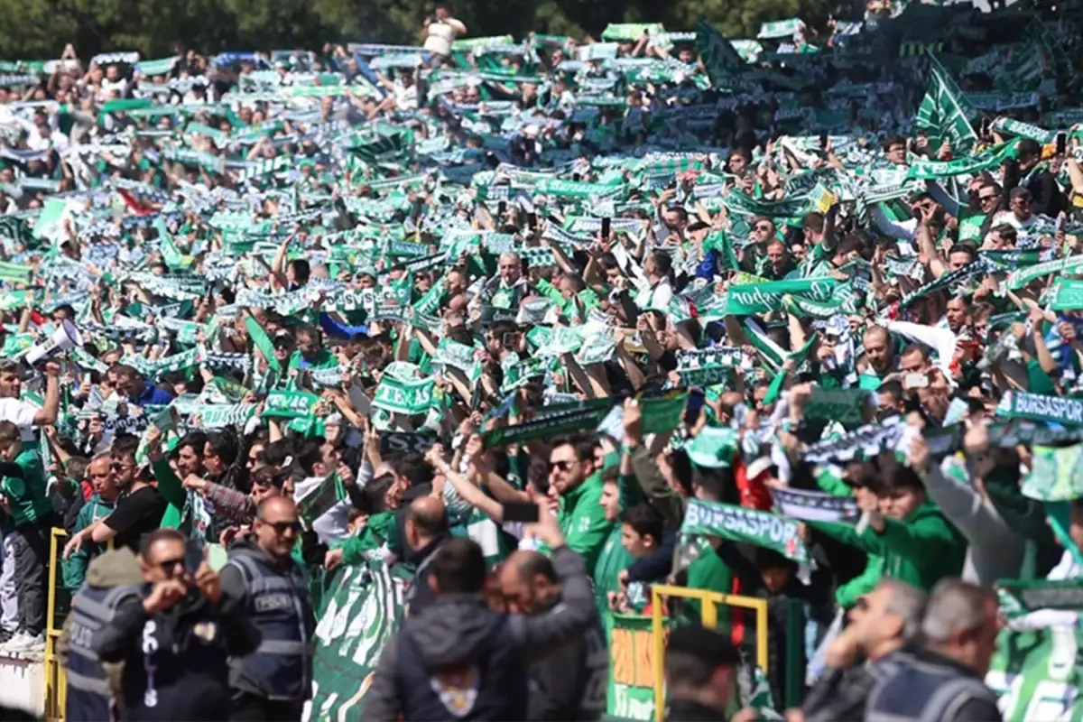 Tarihi geri dönüş başladı! Bursaspor, şampiyon oldu