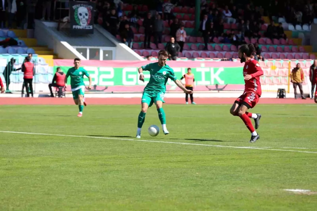 Isparta 32 Spor'dan Fethiyespor'a 3-0'lık Kayıp