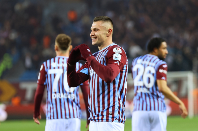 Trabzonspor, Çaykur Rizespor'u 2-0 yendi