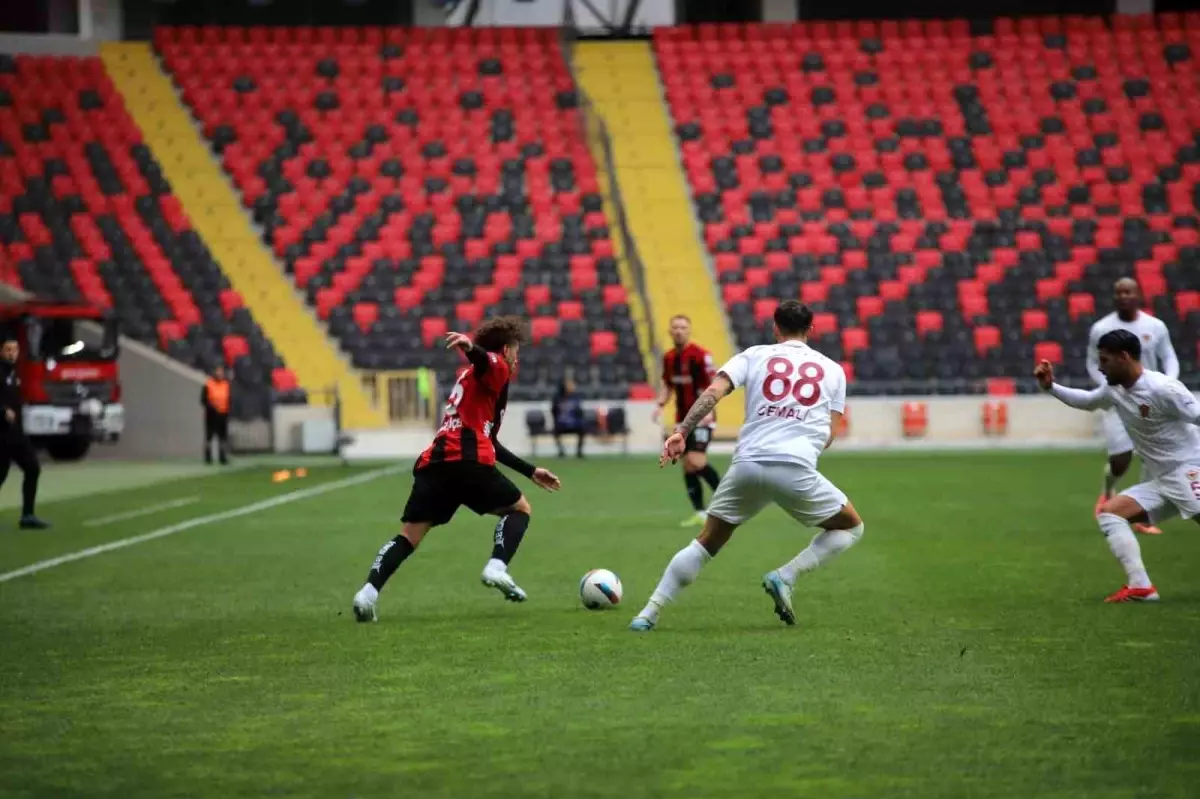 Gaziantep FK ve Hatayspor Beraberlikte Kaldı