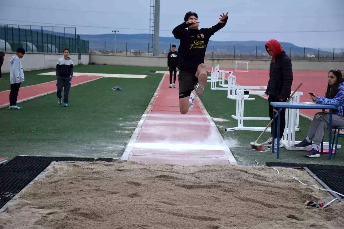 Afyonkarahisar'da Atletizm Analig İl Seçmeleri Tamamlandı