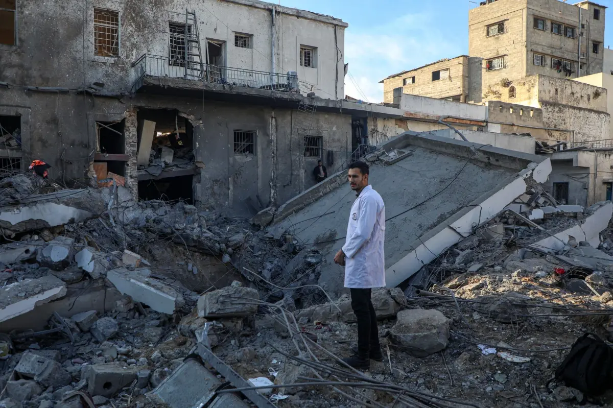 İsrail'in Gazze'deki Hastaneye Hava Saldırısı