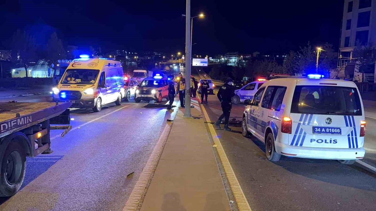 İstanbul Arnavutköy'de 12 Yaşındaki Çocuğa Araç Çarptı