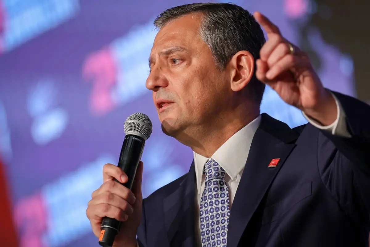 Bakan Tekin, Erdoğan'ın talimatına rağmen kendisini durduramadı! Özel'e çok sert sözler