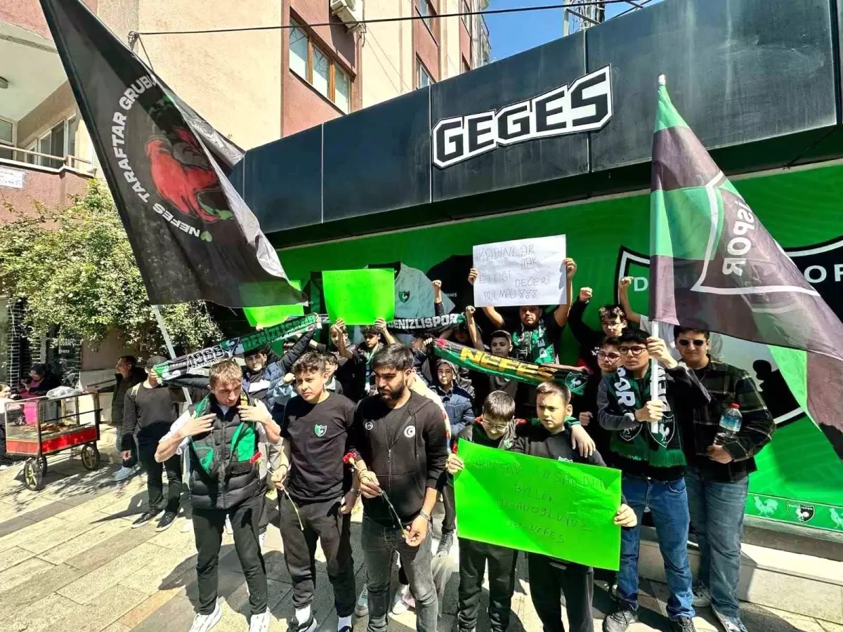 Denizlispor Taraftarından Kadına Şiddete Hayır Duyurusu