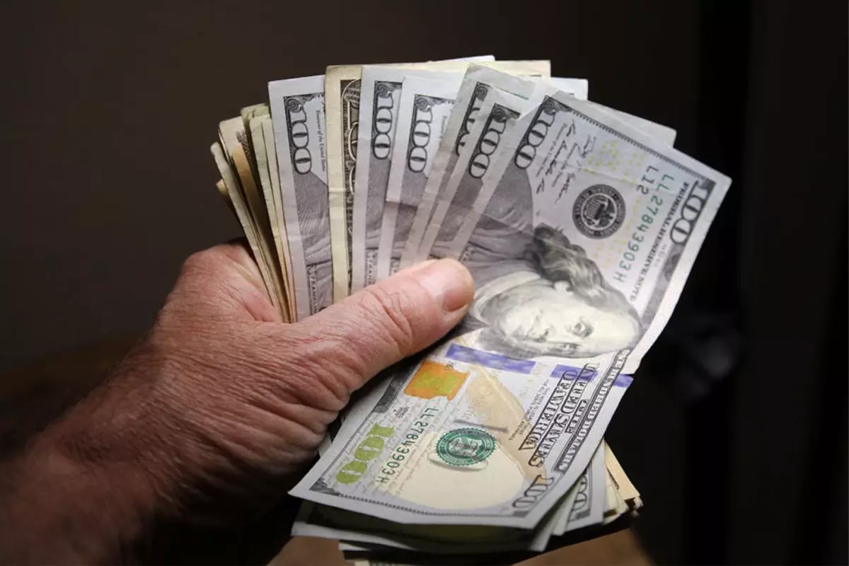 Dolar 2025 yılının en düşük seviyesine geriledi