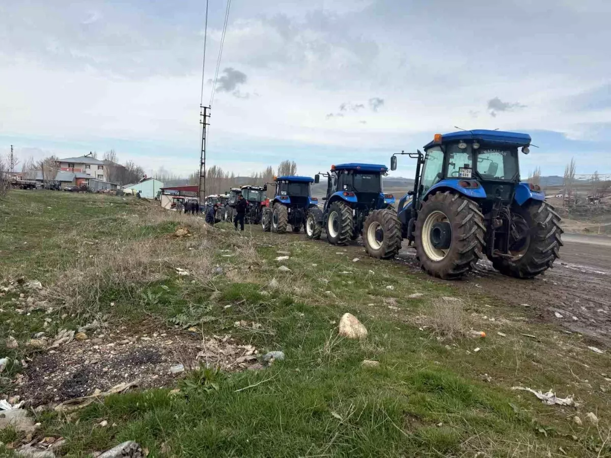 Traktör Muayene İstasyonu Gelmedi, Çiftçiler Mağdur Oldu