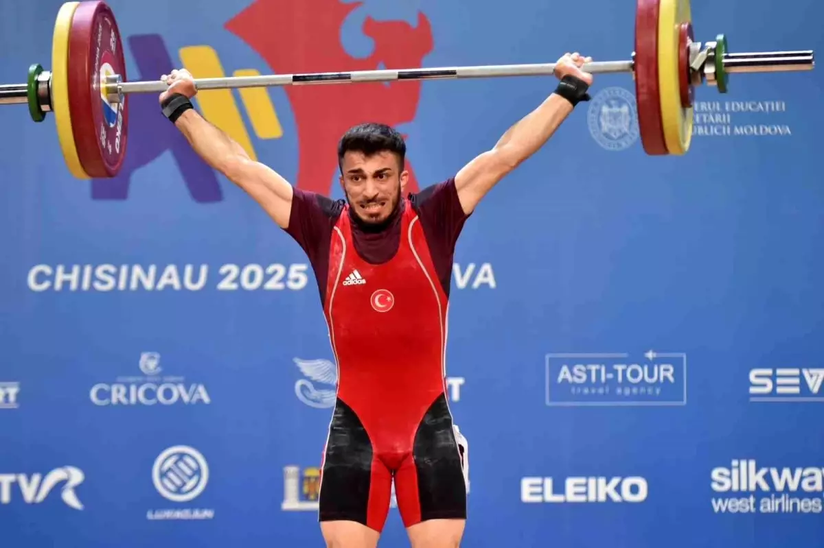 Harun Algül, Avrupa Halter Şampiyonası'nda Altın Madalya Kazandı