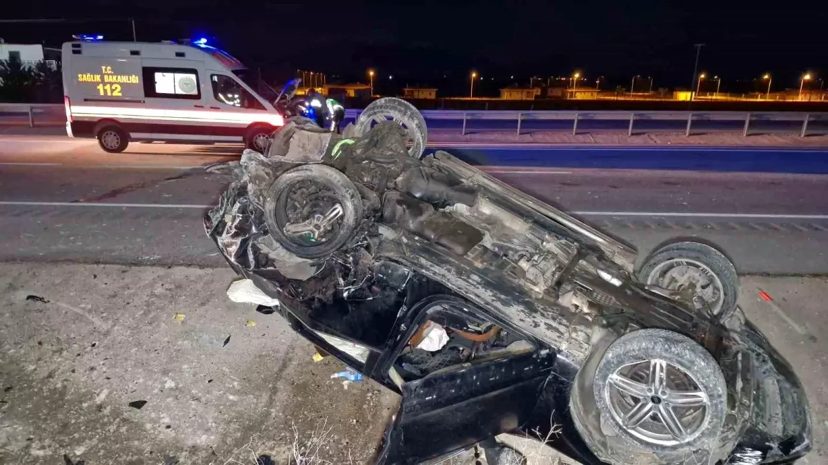 Karaman'da Trafik Kazası: 1 Ölü, 2 Ağır Yaralı