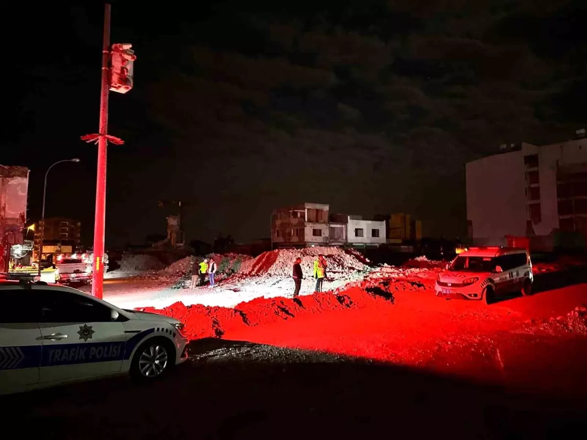 Hatay'da Motosiklet Kazası: 2 Genç Yaralandı