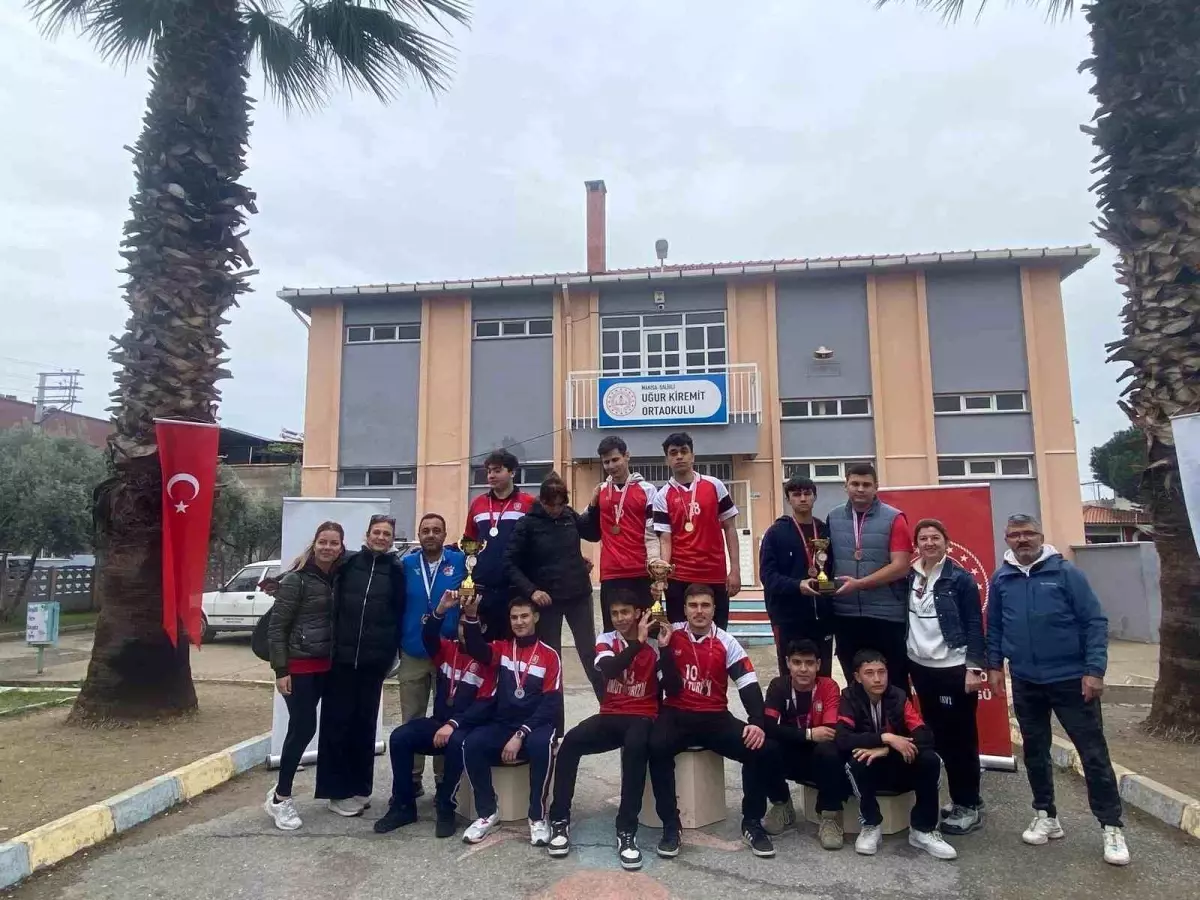 Manisa'da Okul Sporları Bocce Müsabakaları tamamlandı