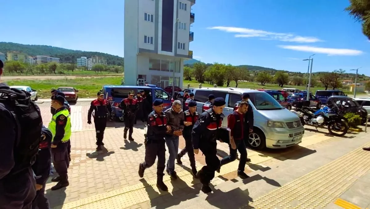 Denizli'de Miras Kavgası: Ağabey Kardeşini ve Yengesini Tüfekle Vurarak Öldürdü