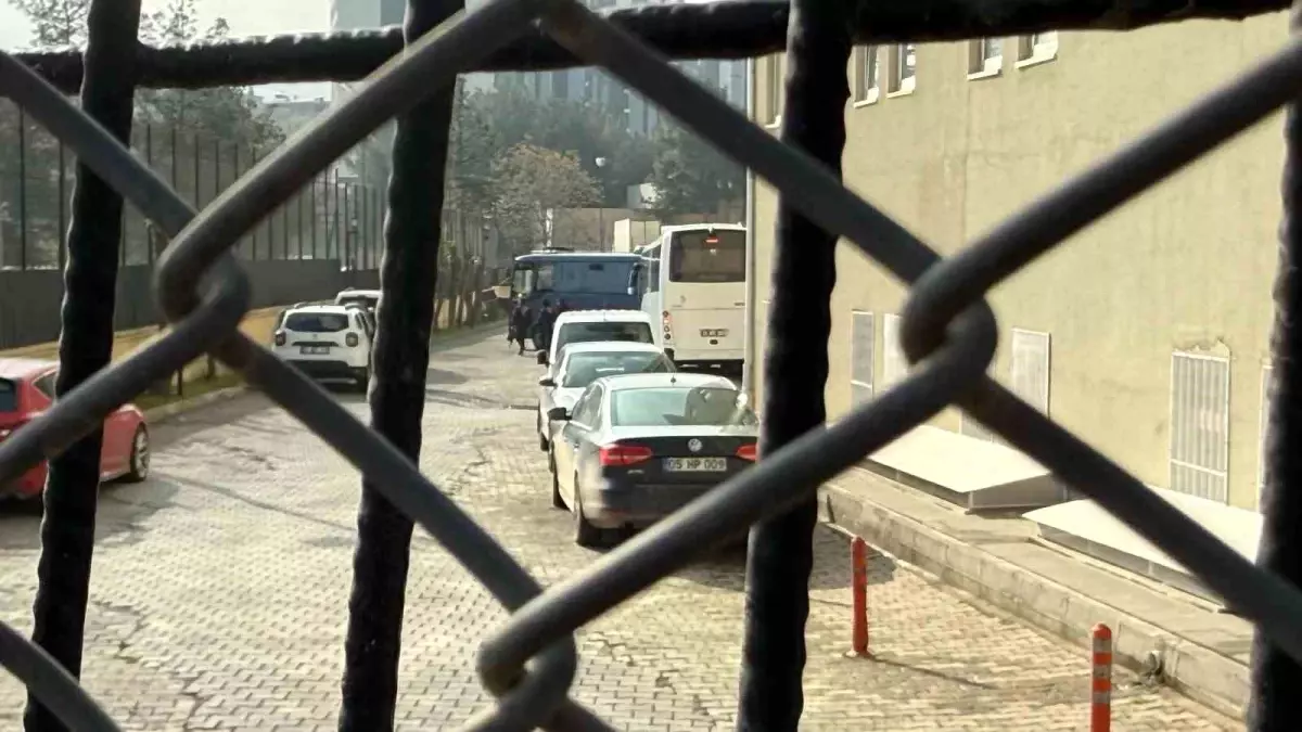 Diyarbakır'da Narin Güran Cinayeti Davası Başladı