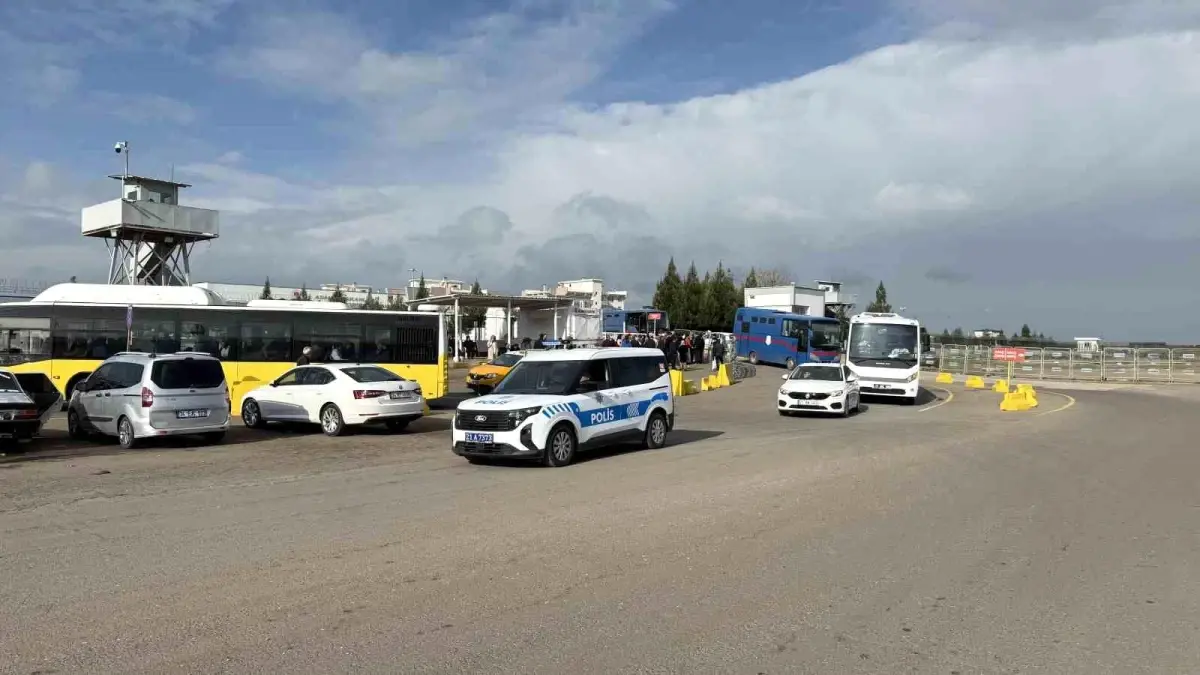 Diyarbakır'da Narin Güran Cinayeti Davası Başladı