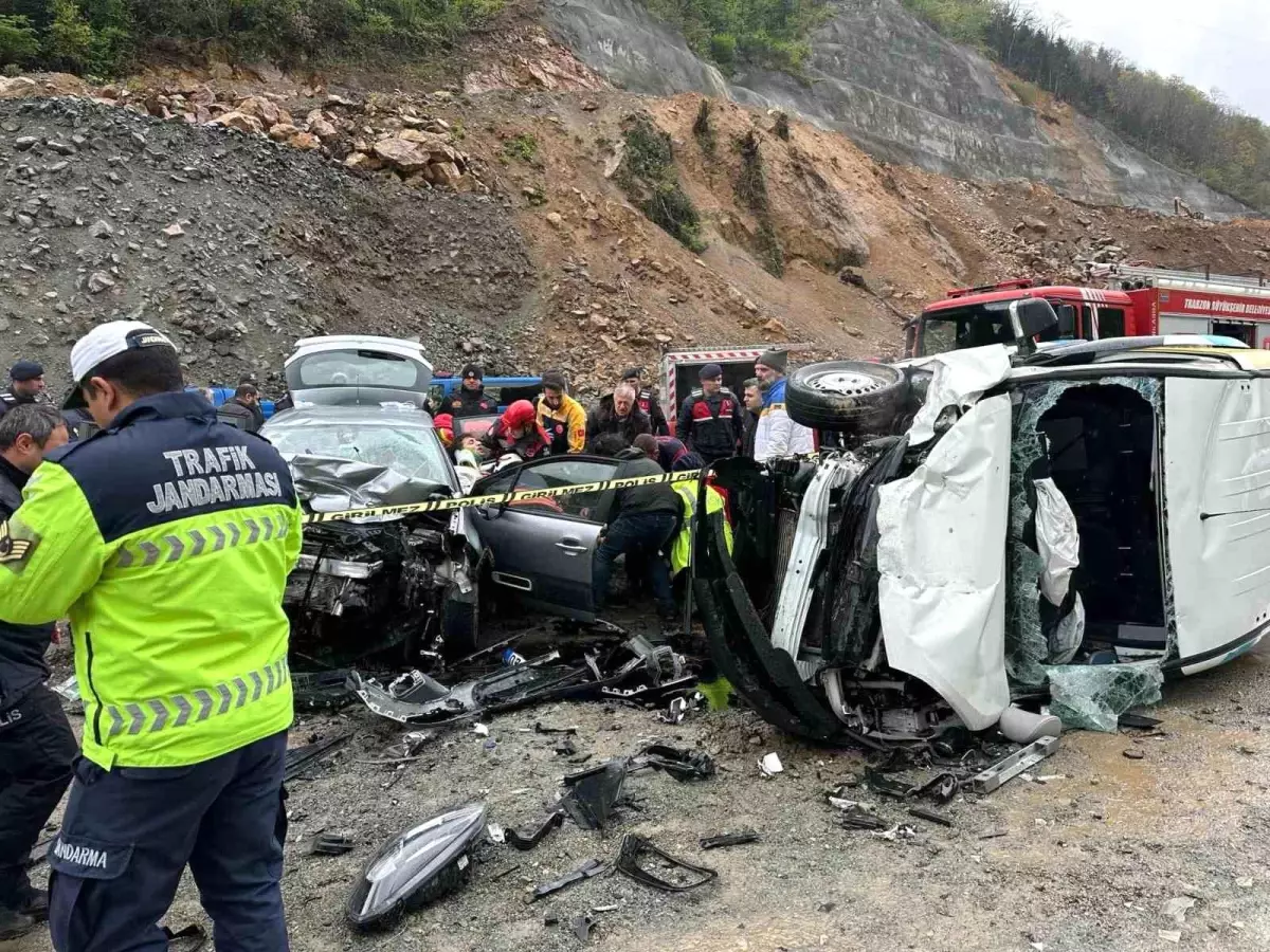Trabzon'da Kafa Kafaya Kaza: 7 Yaralı