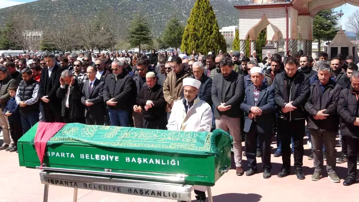 Elif Kaya'nın Cenazesi Duygusal Anlarla Uğurlandı