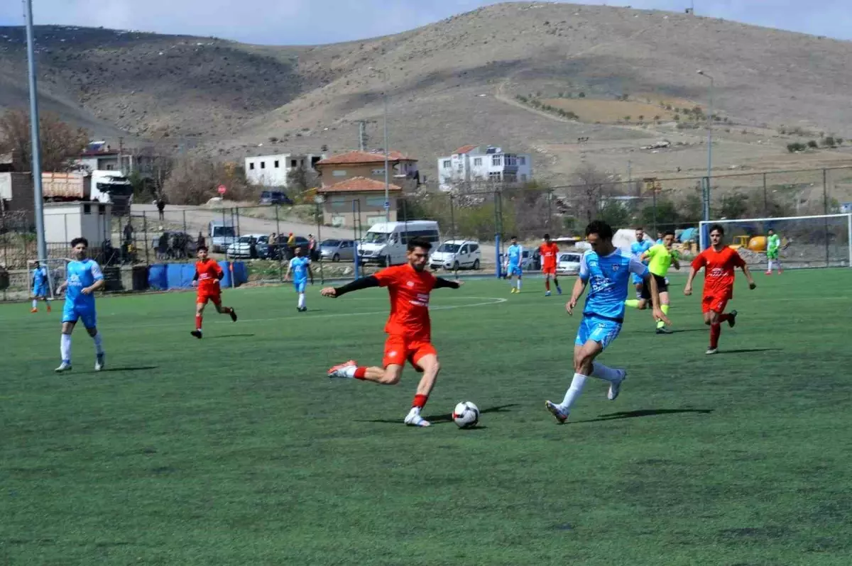 Alsancakspor, Yahyalı Gençlerbirliği'ni 4-3 Yenerek Kazandı