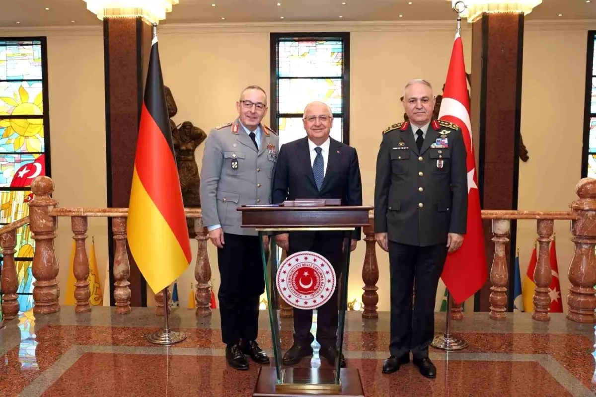 Almanya Genelkurmay Başkanı Ankara'da