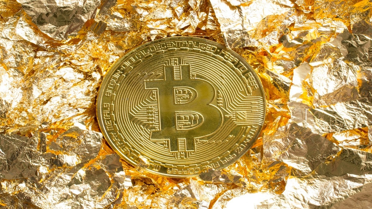 Bitcoin piyasa düzeltmelerinde altın gibi davranmaya başladı
