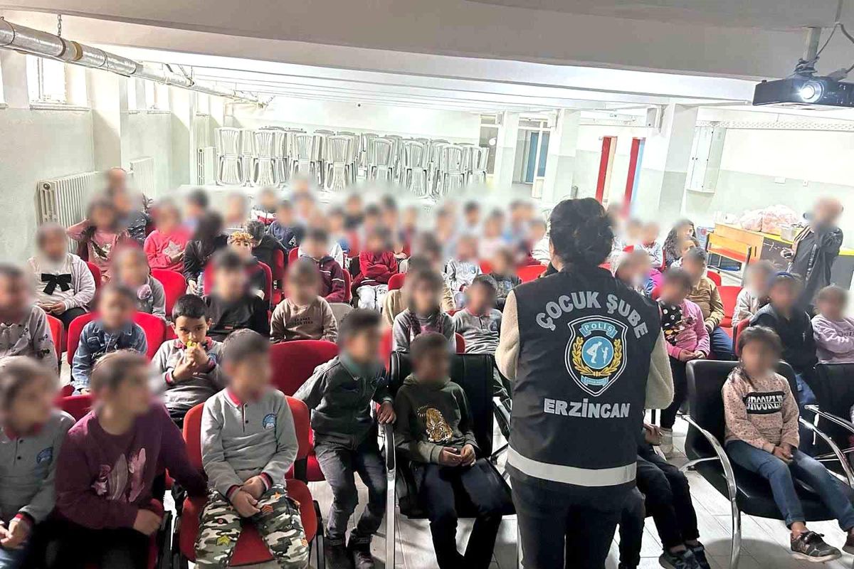 Erzincan'da Okullarda Güvenlik Bilgilendirmesi Yapıldı