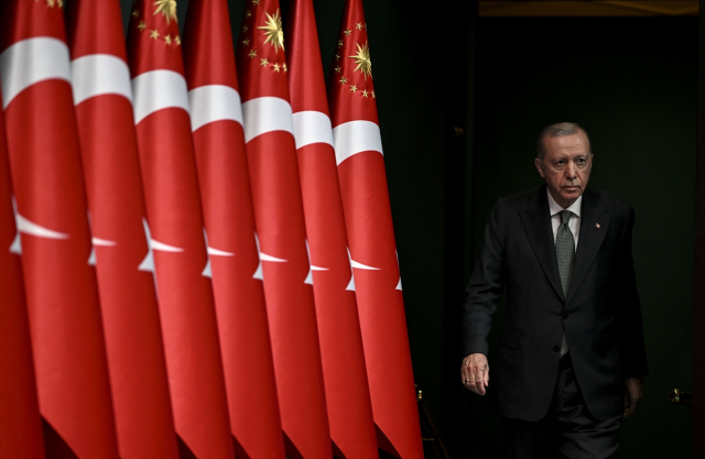 Cumhurbaşkanı Erdoğan: 25 bin öğretmen ataması sürecini başlatıyoruz
